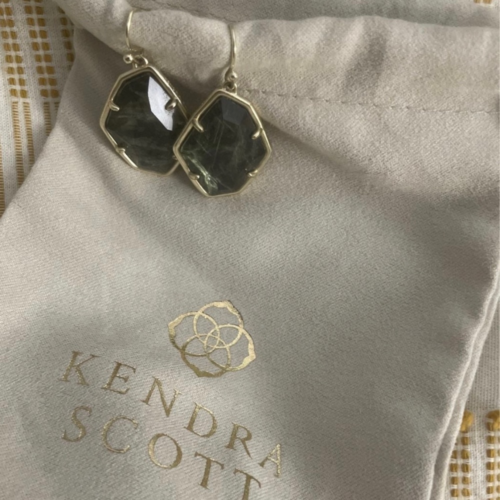 Kendra Scott Dax Earrings